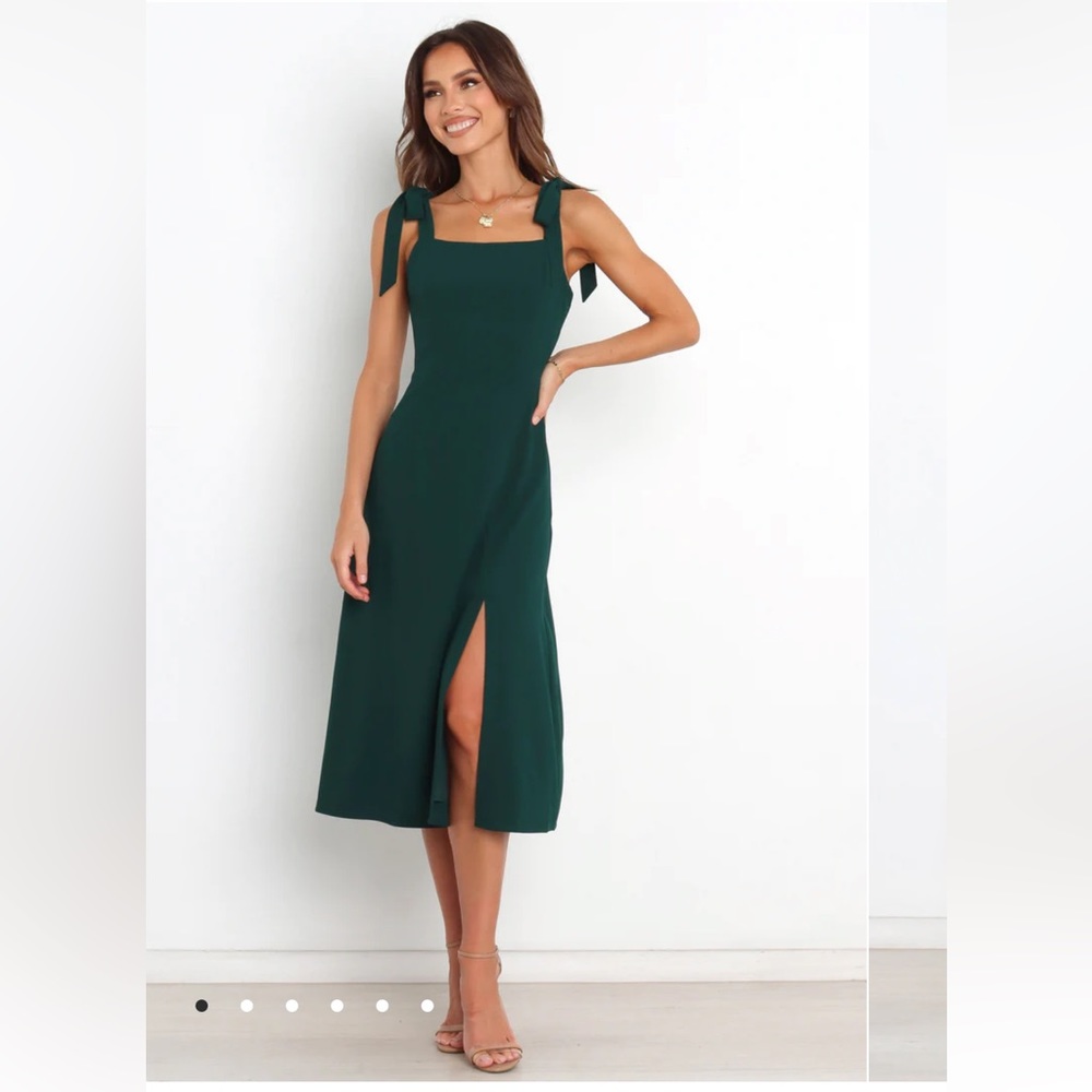 NWT Petal and Pup Laurel Emerald Green dress size 2